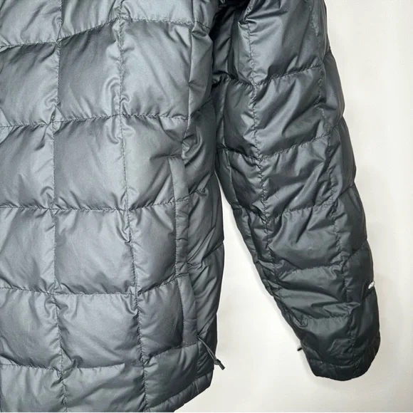 The North Face Men's Quilted Black Puffer Jacket